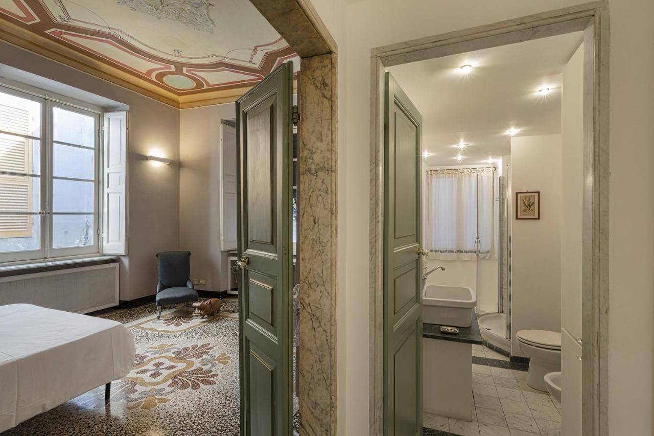 Fancy Apartment In Palazzo Grimaldi By Wonderful Italy Генуя Экстерьер фото